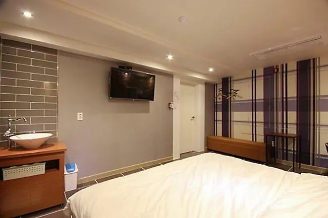 Call Hotel